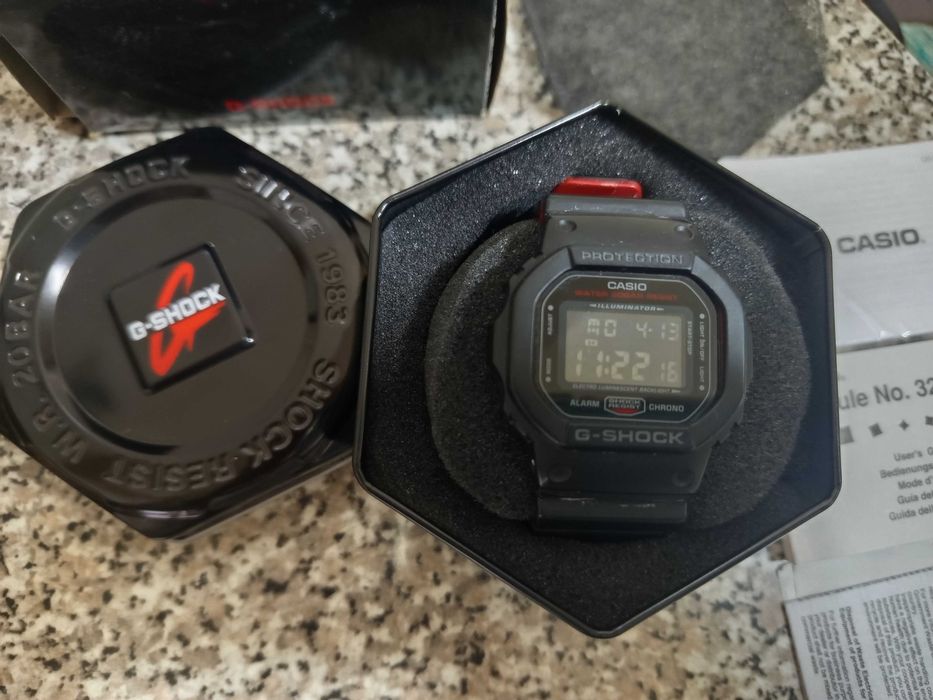 Relógio Casio G shock 5600 HR- 1