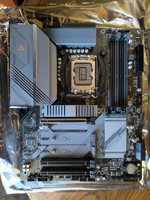 Gigabyte B660 Gaming
