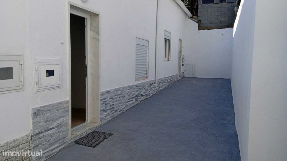 Quarto para arrendamento na Ajuda