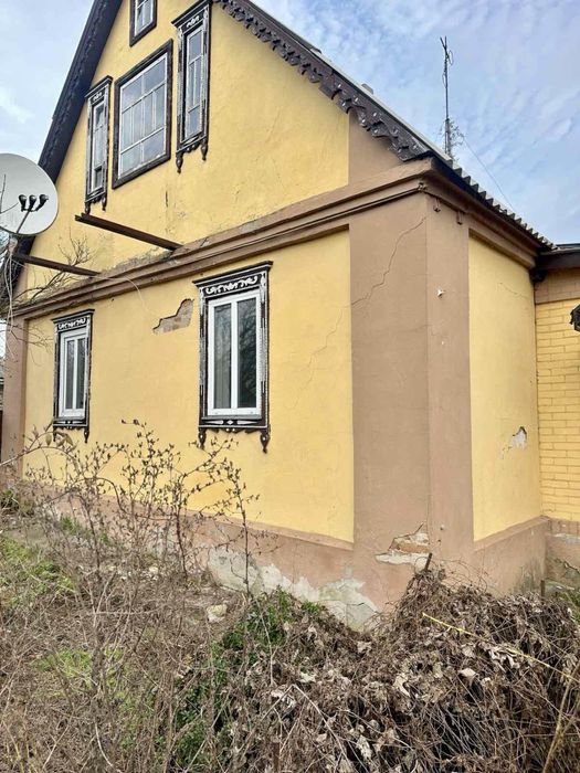 Затишний будинок у с. Шарки (Київська обл.) – 25 соток землі!