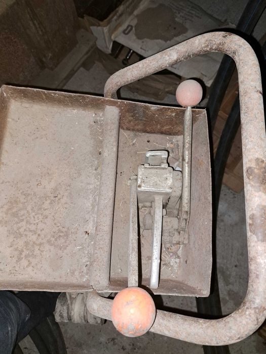 Máquina cintar fita metálica