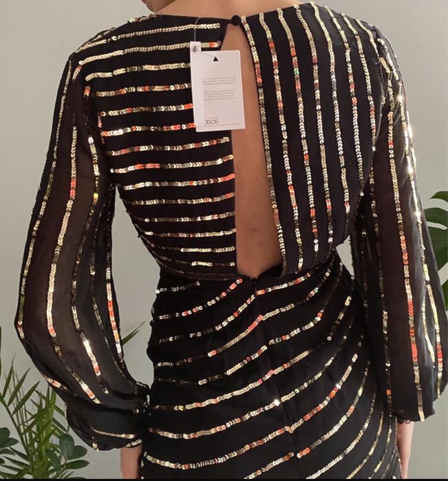 Bogato zdobiona cekinowa sukienka koktajlowa maxi asymetryczna