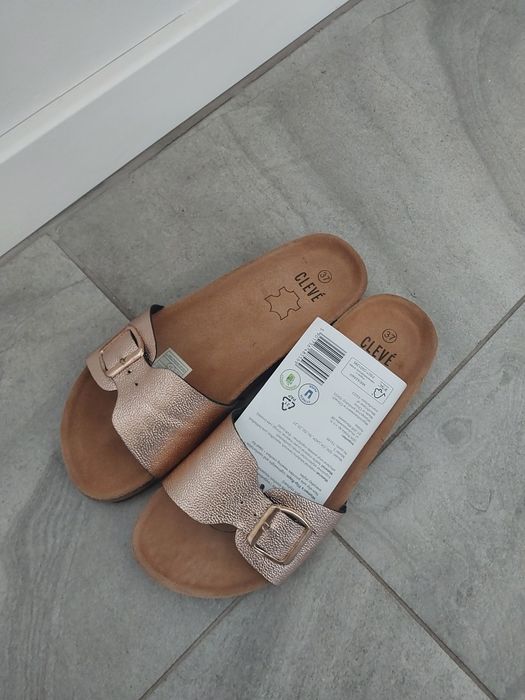 Sprzedam nowe klapki ze skóry koloru złotego roz.38