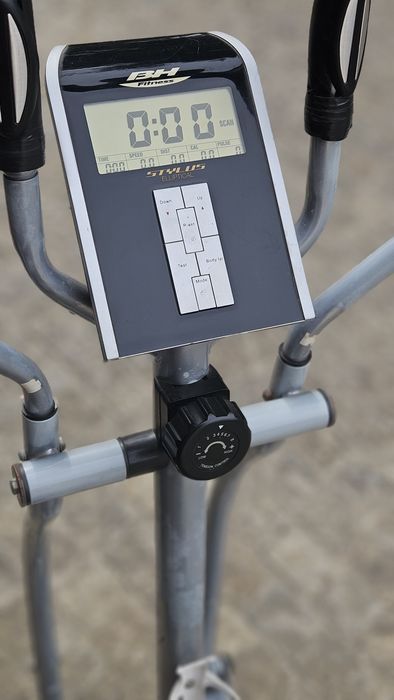 Bicicleta elíptica BH fitness