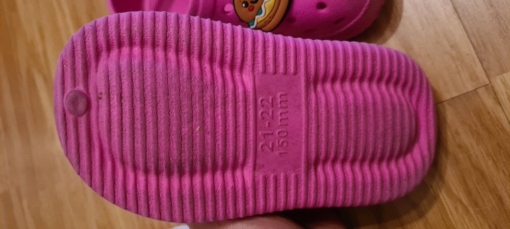 Chinelos borracha criança