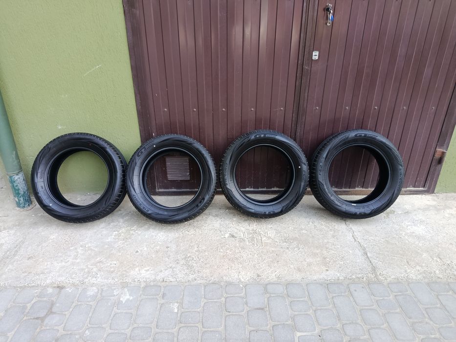 Продам літню резину