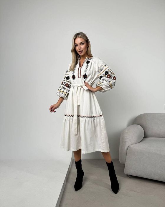 Вишита сукня/сукня вишиванка/жіноча сукня/плаття/плаття з вишивкою