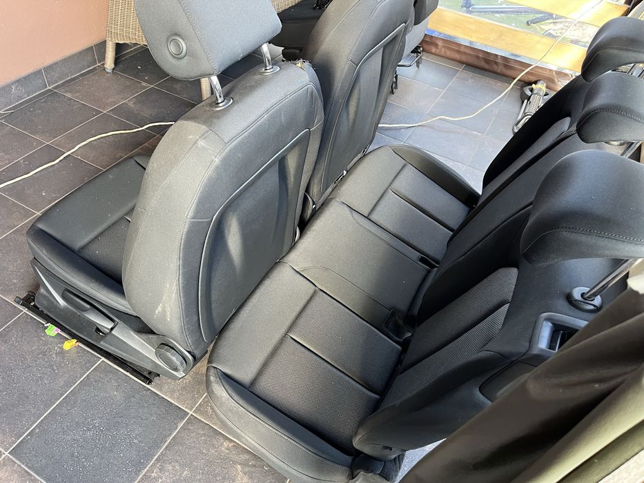 Сидіння E tron Q4