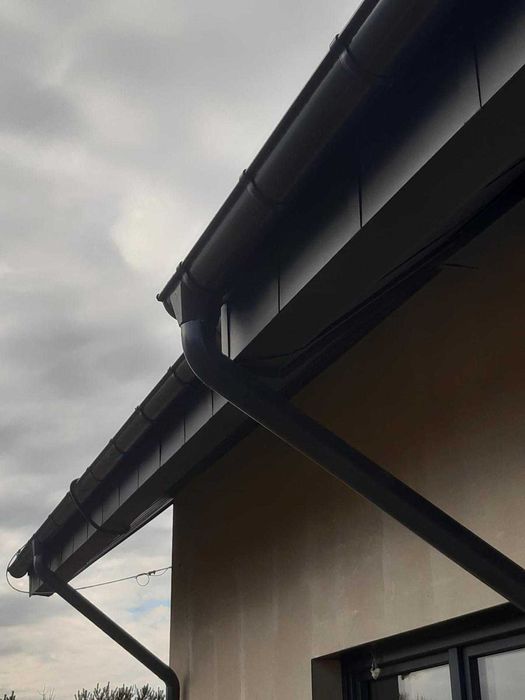 Dekarz - Dekarstwo - naprawa dachów - przecieki - pogotowie dekarskie