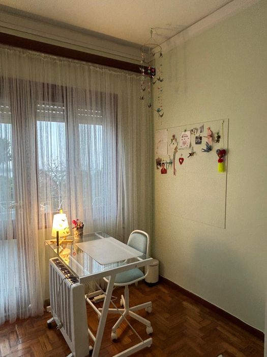 Pintura e reparos de interiores