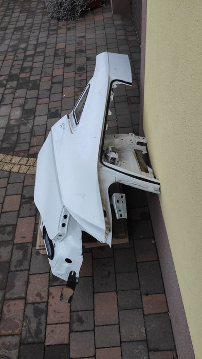 Lewy tylni błotnik AUDI A3 8V LY9C