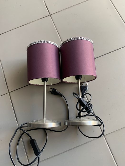2 candeeiros de mesinha