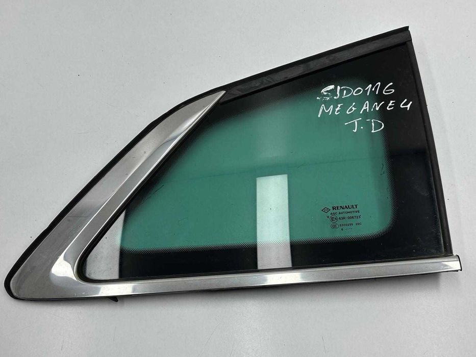 Vidro Painel Trás Direito / Esquerdo - Renault Megane IV (2016)