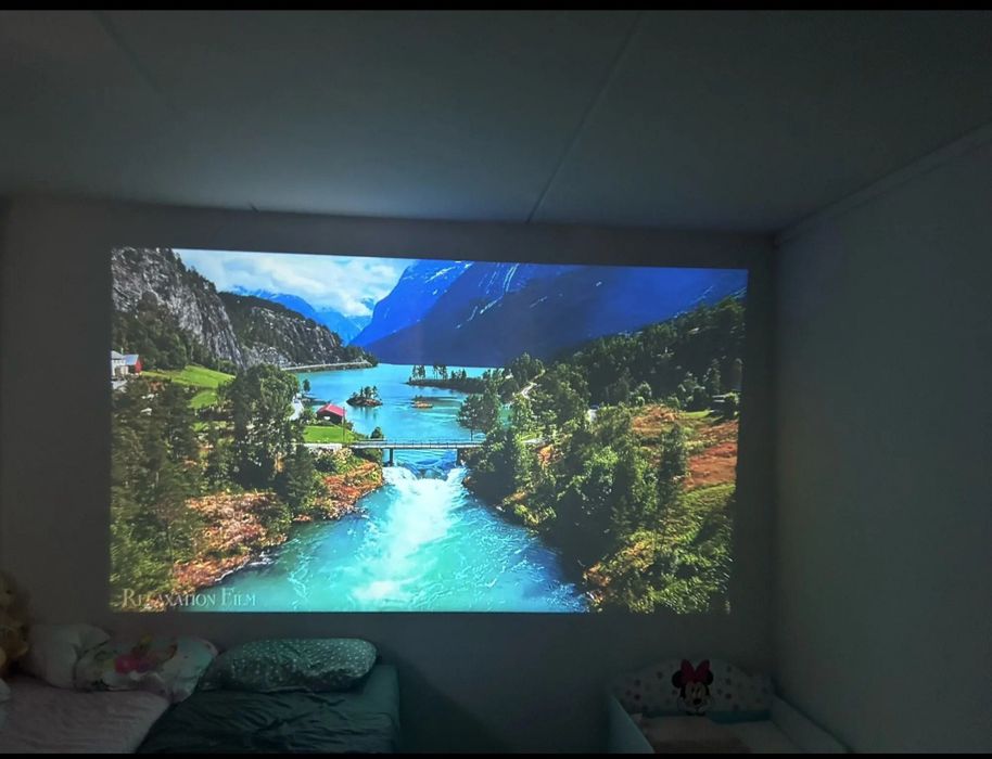 Projector imagem Hy300 Android 11. Um autêntico cinema em casa!