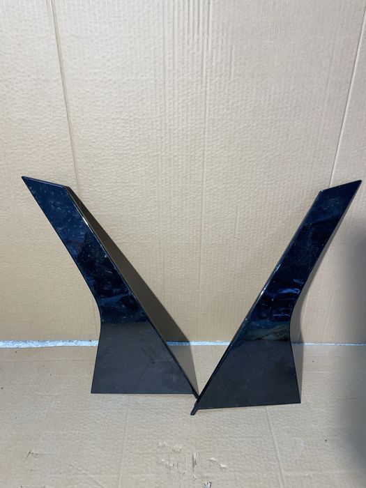 Накладки Hyundai Genesis Gv70 83280AR000, 83270AR000