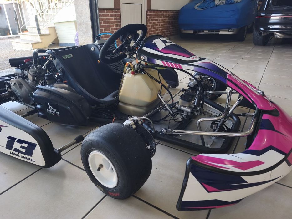 Kart Rotax DD 2 com reboque.