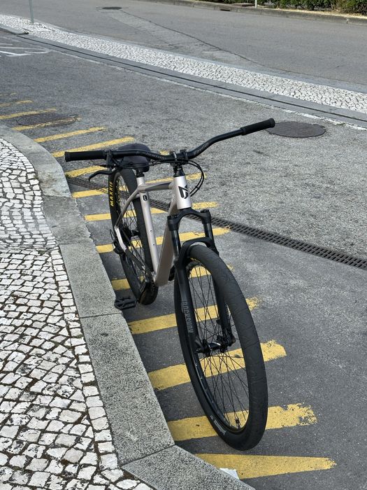 Coluer Pragma 297- Wheelie