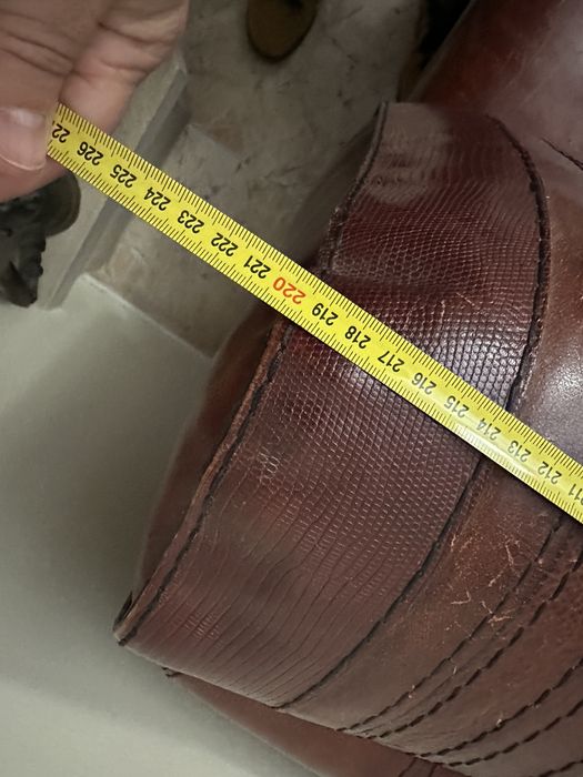 Sofá Moderno 100% pele