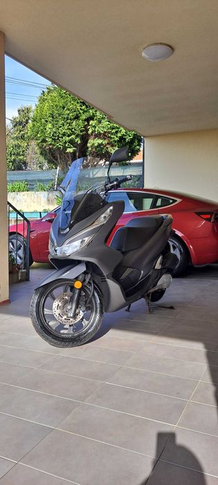 Honda PCX 2019, toda revisada e Pneus 0 km
