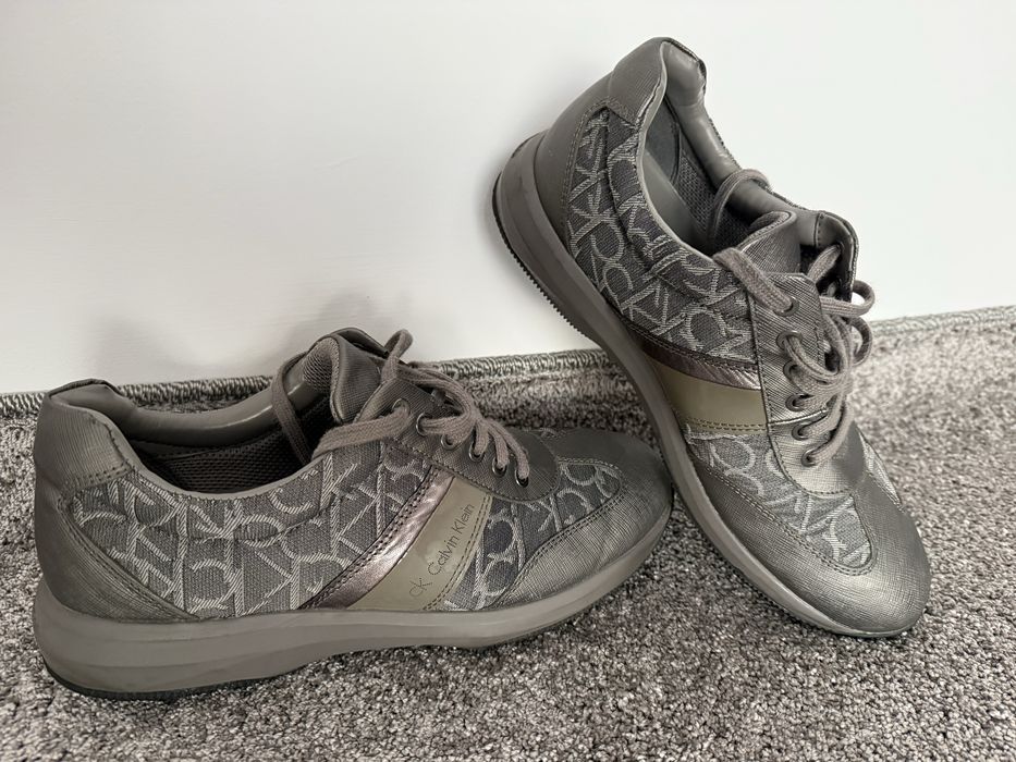 Buty męskie sportowe