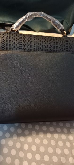 Mala de senhora muito bonita