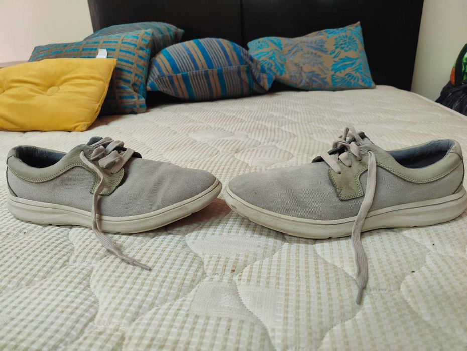 Sapatos Rockport tam. 42 em tecido e pele excelentes