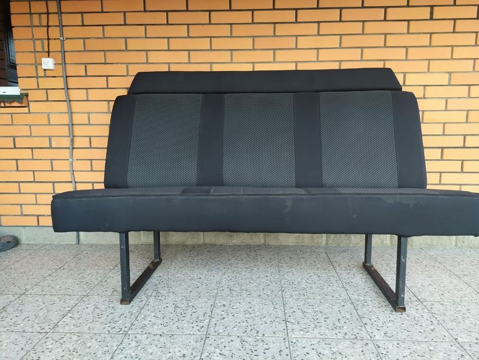 Продам диван в бус