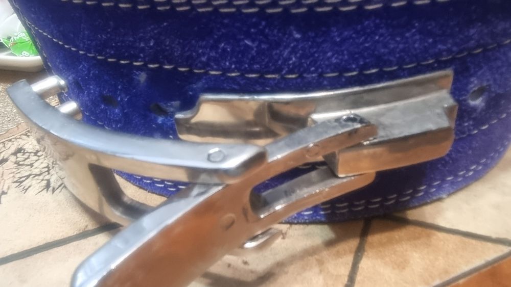 Pas do trójboju , ciężary