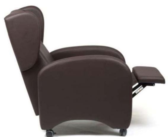 Cadeirao Relax Manual Geriatrico/Revestido Pele Sintetica Lavavel Novo