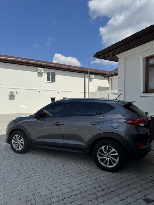 Hyundai tucson 2016