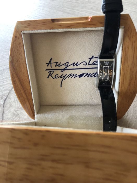 Продам годинник жіночий