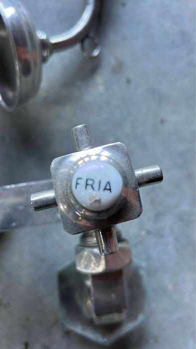 Misturadora chuveiro VITORIANA