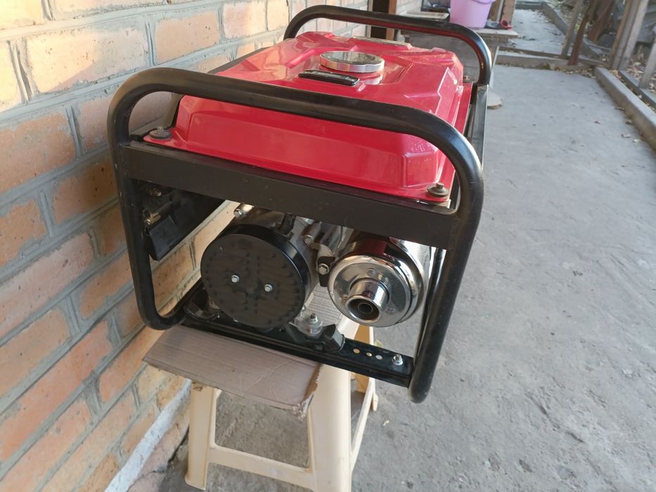 Генератор бензиновый 2,7 кВт