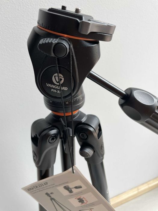 Statyw fotograficzny Vanguard Alta CA 233 AP