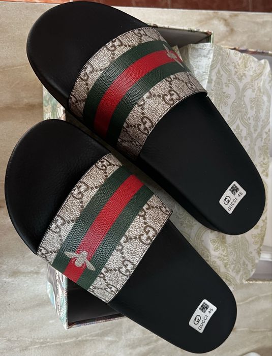 Chinelos gucci bee