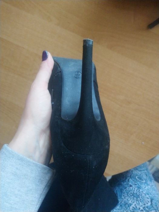 Buty zimowe kozaki długie szpilki czarne do kolana 39