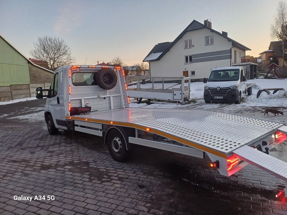 Zabudowa Platforma najazdowa auto laweta  Producent