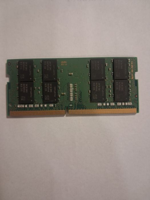 Оперативная память 16 Gb Samsung M471A2K43DB1-CWE
