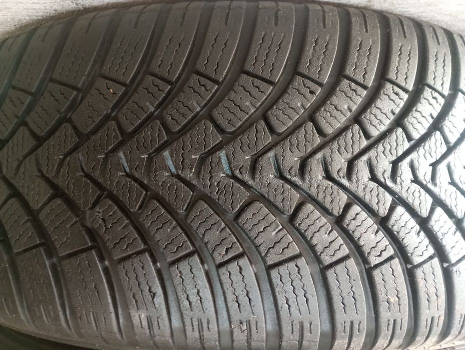 Резина 205/55-R16 Falken 4шт. Зима.