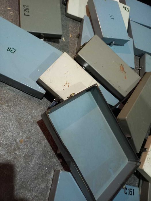 Крышка алюминиевая прямоугольная разных размеров