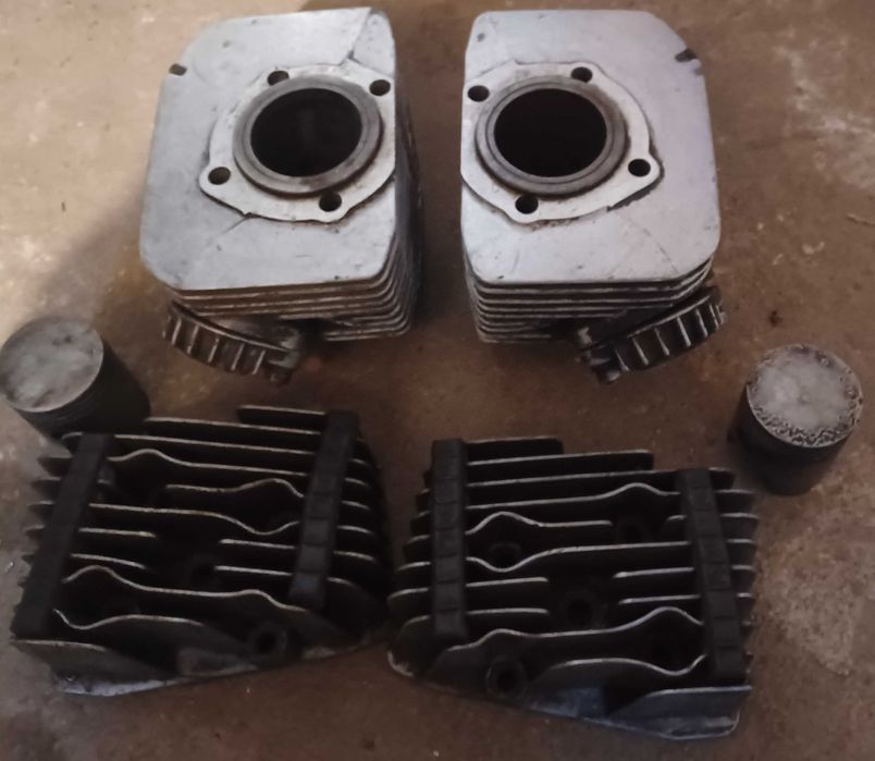 JAWA 350 Zestaw 2 cylindrów z głowicami i tłokami