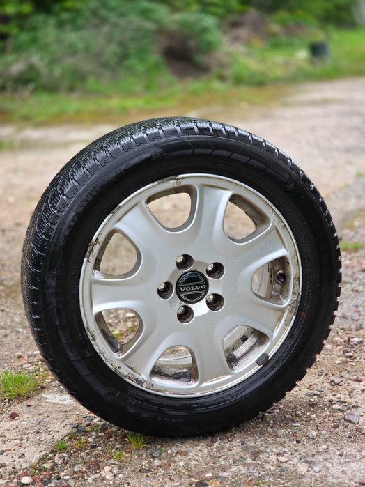 Oryginalne alufelgi Volvo 16" 205/55R16