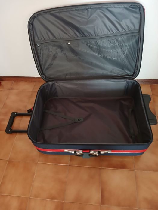 Mala de viagem com código
