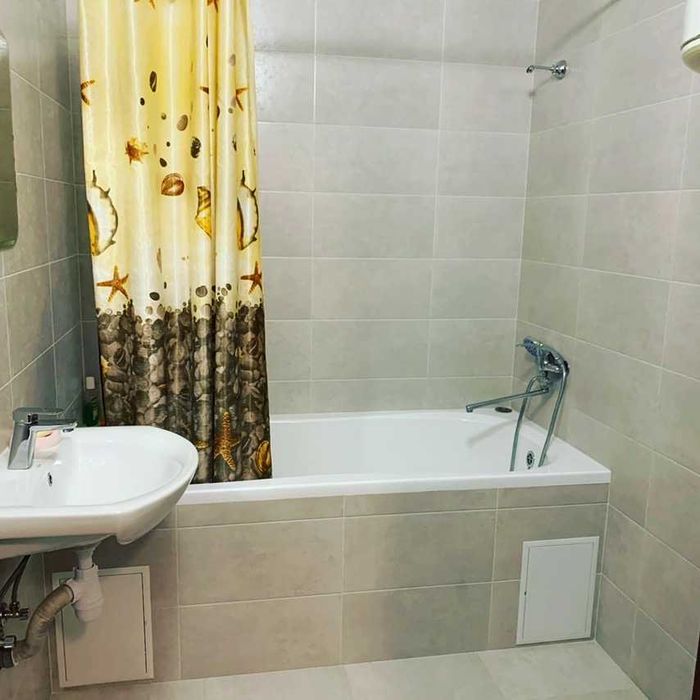 Таунхаус з ремонтом - 10 км від метро. Річка, Ліс