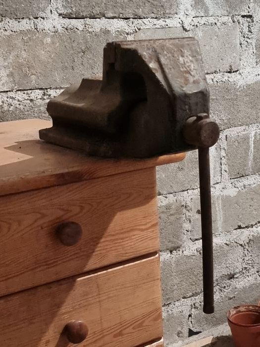 imadło ślusarskie, duże, szczęki 150x150mm, stare