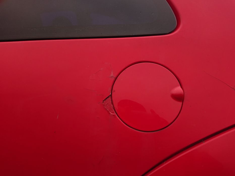 Атомобіль Ford...