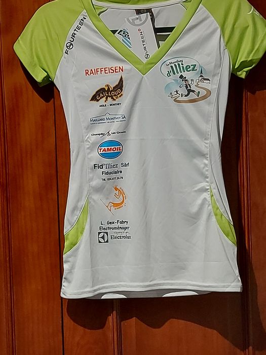 Shirt de Desporto - FOURTEEN - Tam° S.