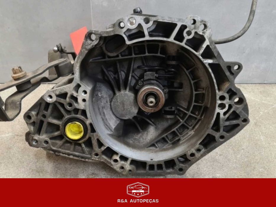 Caixa de Velocidades Opel Corsa D 1.3 CDTI A13dtc Ref ME374