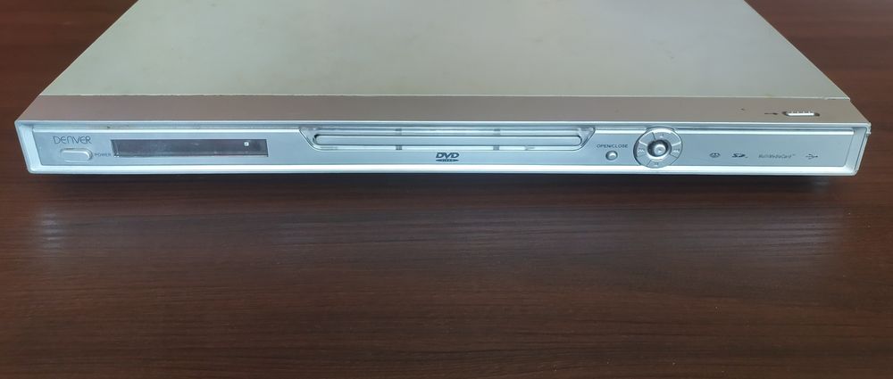Odtwarzacz Denver DVU 1008 DVD Player