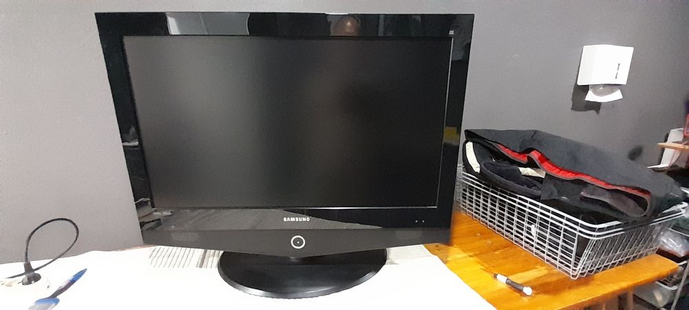 Televisão Samsung Avariada - 32 polegadas